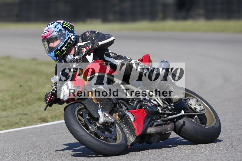 /Archiv-2025/49 26.08.2025 Cornu Master School ADR/blau-bleu/51